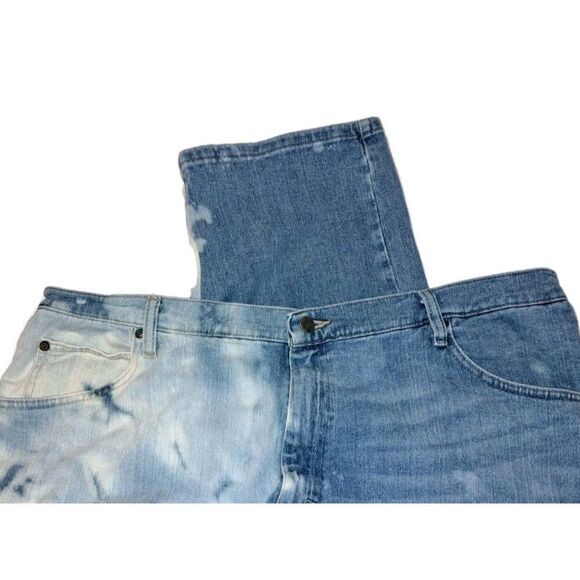 Wrangler Authentics Mens Blue Jeans 42x30 Custom Bleached - Picture 2 of 6